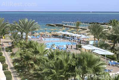 Triton Empire Beach Resort 19
